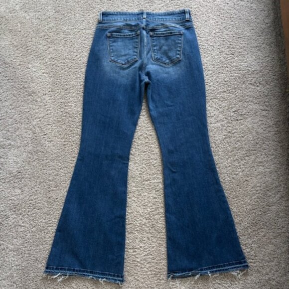 KanCan Johns Creek High Rise CrossOver Waist Flare Blue Jeans size 13/30 - Picture 5 of 9